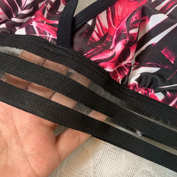 SHEIN BIKINI FLORAL MESH 2 PCS SET SIZE XL😍 - Picture 3 of 9